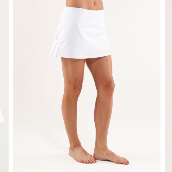 EUC, Lululemon Run: Pace Setter Skirt, White, Sz 4 - Picture 2 of 10